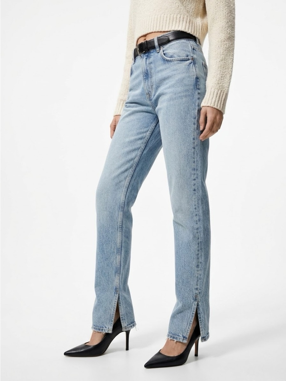 ZARA | 90s SLIM FIT SPLIT HEM HIGH RISE JEANS